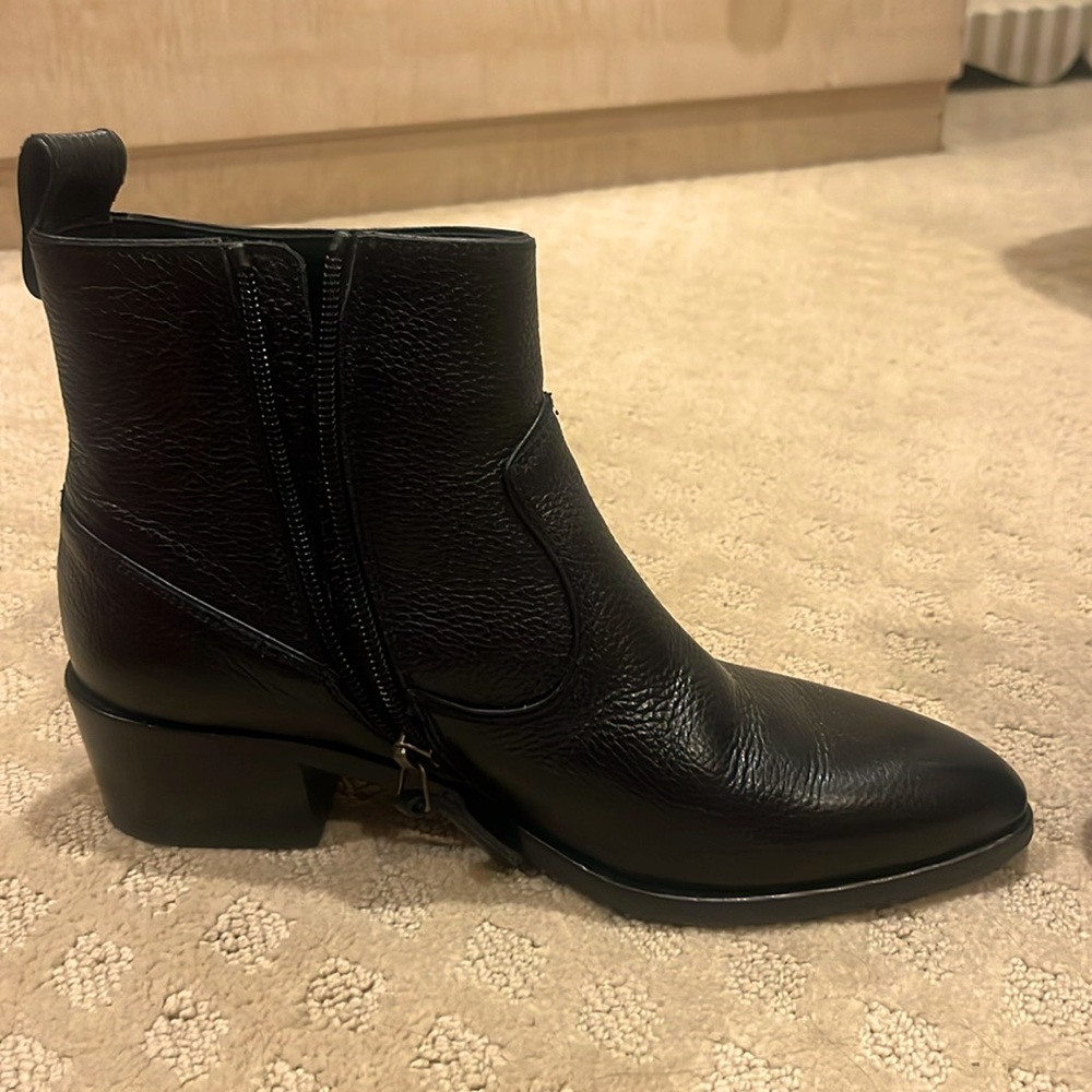 Veronica’s Beard Tanner Boot Size 7.5